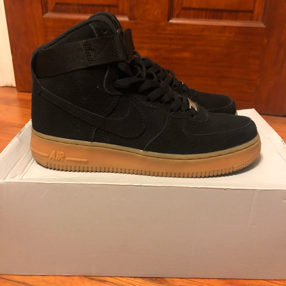 Women’s Air Force 1 Hi Suede